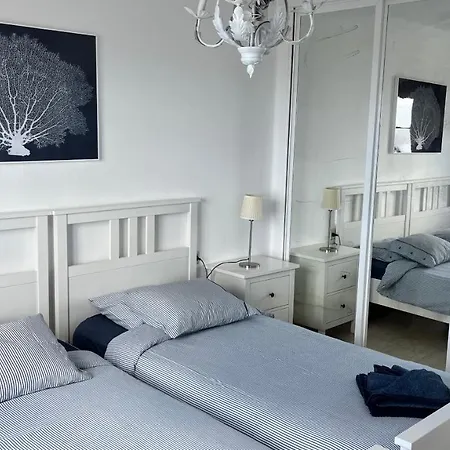 La Cumbre8a- 2 Bed-2 Bath - 1st Fl.- Air-con-wi-fi