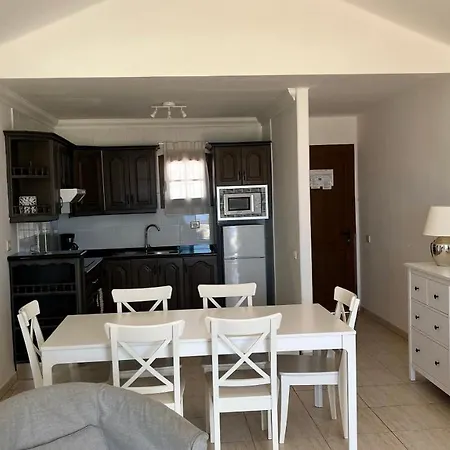La Cumbre8a- 2 Bed-2 Bath - 1st Fl.- Air-con-wi-fi Puerto del Carmen (Lanzarote)